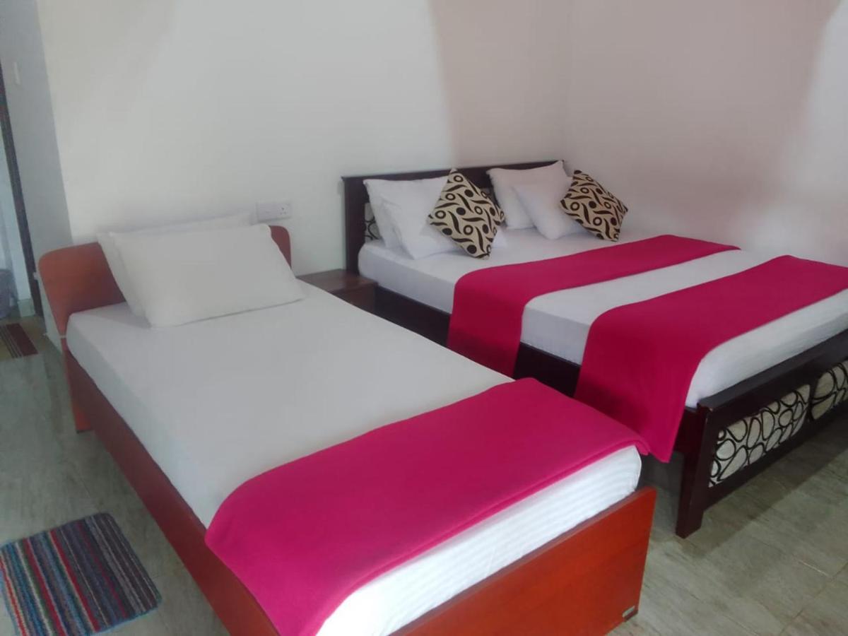Silent Nest Bed and Breakfast Ella Esterno foto