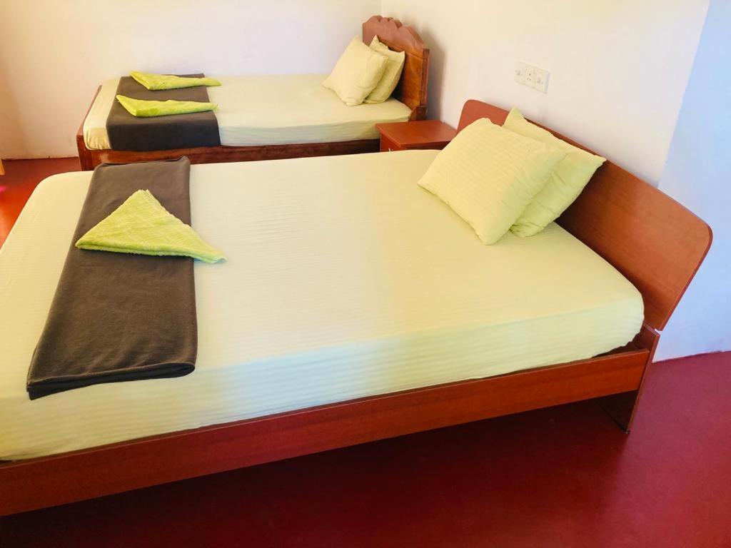 Silent Nest Bed and Breakfast Ella Esterno foto